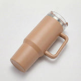 Gourde-Isotherme-1.2L-Caramel-avec- Paille-et-Poignée–Thermos-Inox-XXL-3